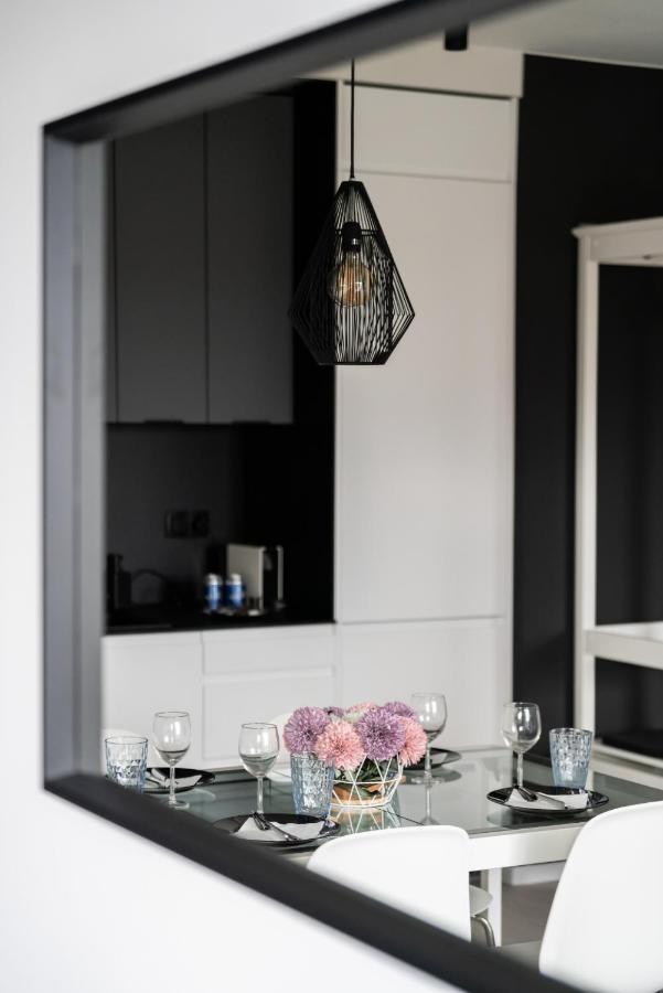 Stara Cegielnia Lake View Apartment By Renters Prestige Poznan Exterior photo